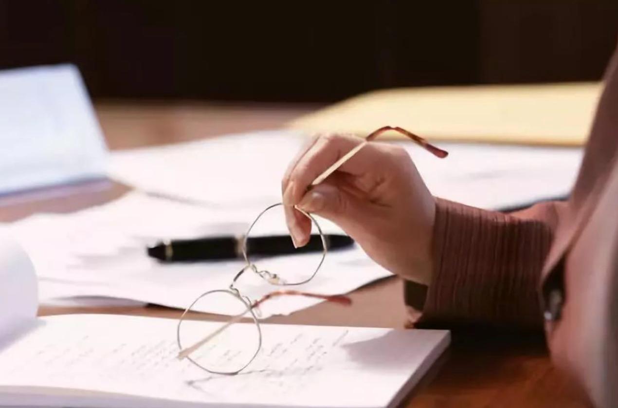 香港公司注冊資金如何設(shè)置，需要實(shí)繳嗎？